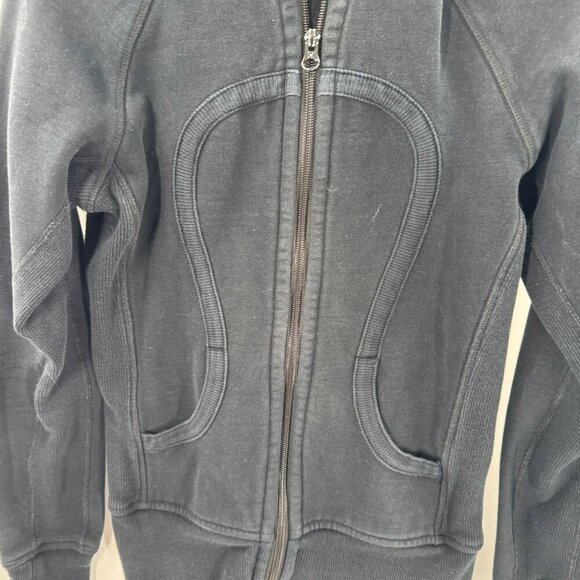 Lululemon Scuba Black Full-Zip Hoodie Womens Size 4 Cotton Blend Comfortable - Picture 4 of 8